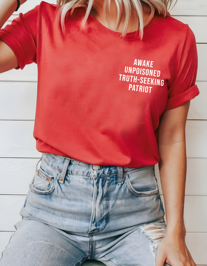 TRUTH SEEKING, PATRIOT - WHITE PRINT POCKET DESIGN - TEE